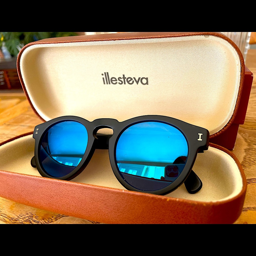 Illesteva Leonard Sunglasses Black Matte
